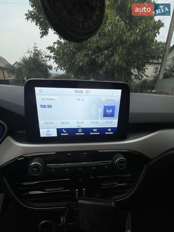 Позашляховик / Кросовер Ford Escape 2021 в Києві