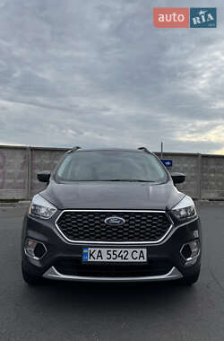 Внедорожник / Кроссовер Ford Escape 2017 в 