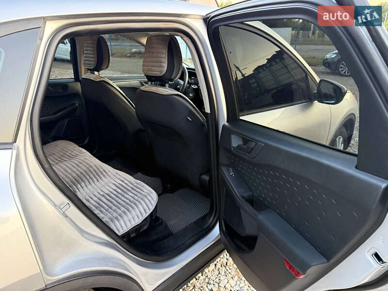 Внедорожник / Кроссовер Ford Escape 2019 в Коломые фото 25 Внедорожник / Кроссовер Ford Escape 2019 в Коломые