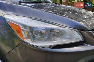 Внедорожник / Кроссовер Ford Escape 2013 в 