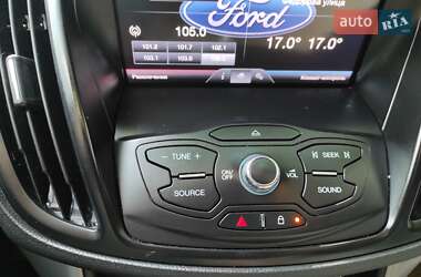 Внедорожник / Кроссовер Ford Escape 2013 в 