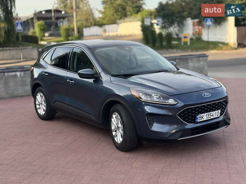 Внедорожник / Кроссовер Ford Escape 2020 в Ровно фото 3 Внедорожник / Кроссовер Ford Escape 2020 в Ровно