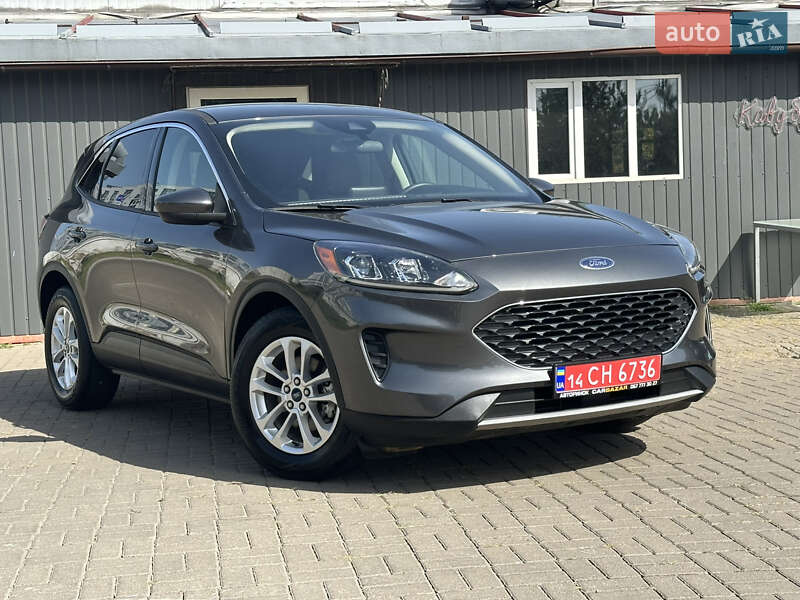 Внедорожник / Кроссовер Ford Escape 2020 в 