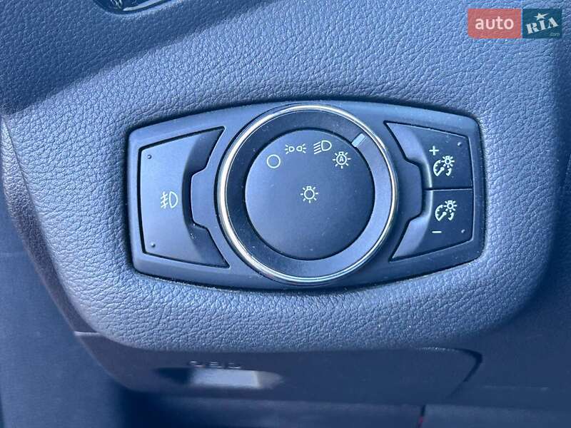 Внедорожник / Кроссовер Ford Escape 2014 в Одессе