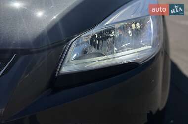 Внедорожник / Кроссовер Ford Escape 2015 в 