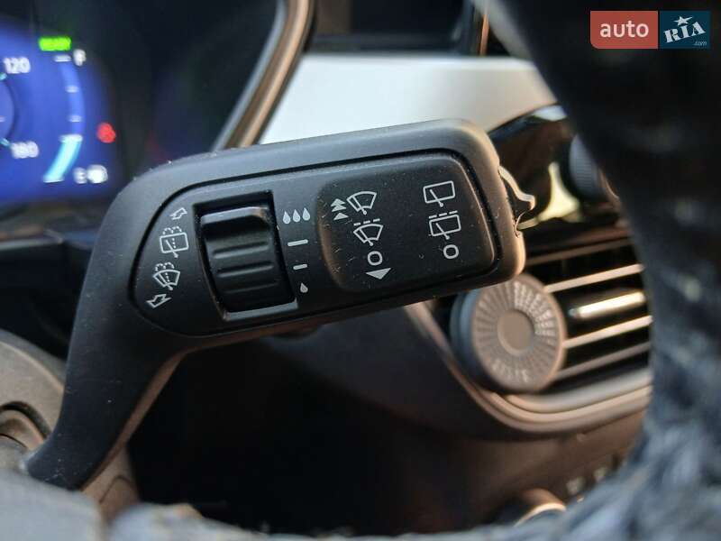 Внедорожник / Кроссовер Ford Escape 2020 в Ирпене