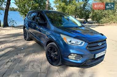 Внедорожник / Кроссовер Ford Escape 2017 в Харькове