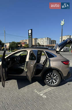 Внедорожник / Кроссовер Ford Escape 2020 в 