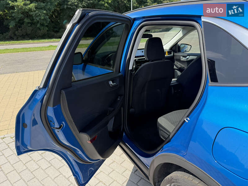 Внедорожник / Кроссовер Ford Escape 2021 в Львове