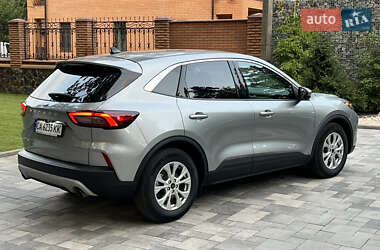 Внедорожник / Кроссовер Ford Escape 2023 в 