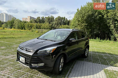 Внедорожник / Кроссовер Ford Escape 2014 в 