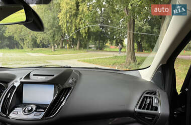 Внедорожник / Кроссовер Ford Escape 2014 в 