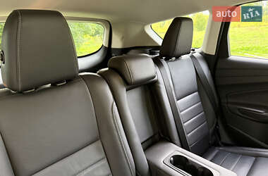 Внедорожник / Кроссовер Ford Escape 2014 в 