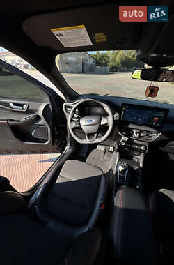 Внедорожник / Кроссовер Ford Escape 2023 в 