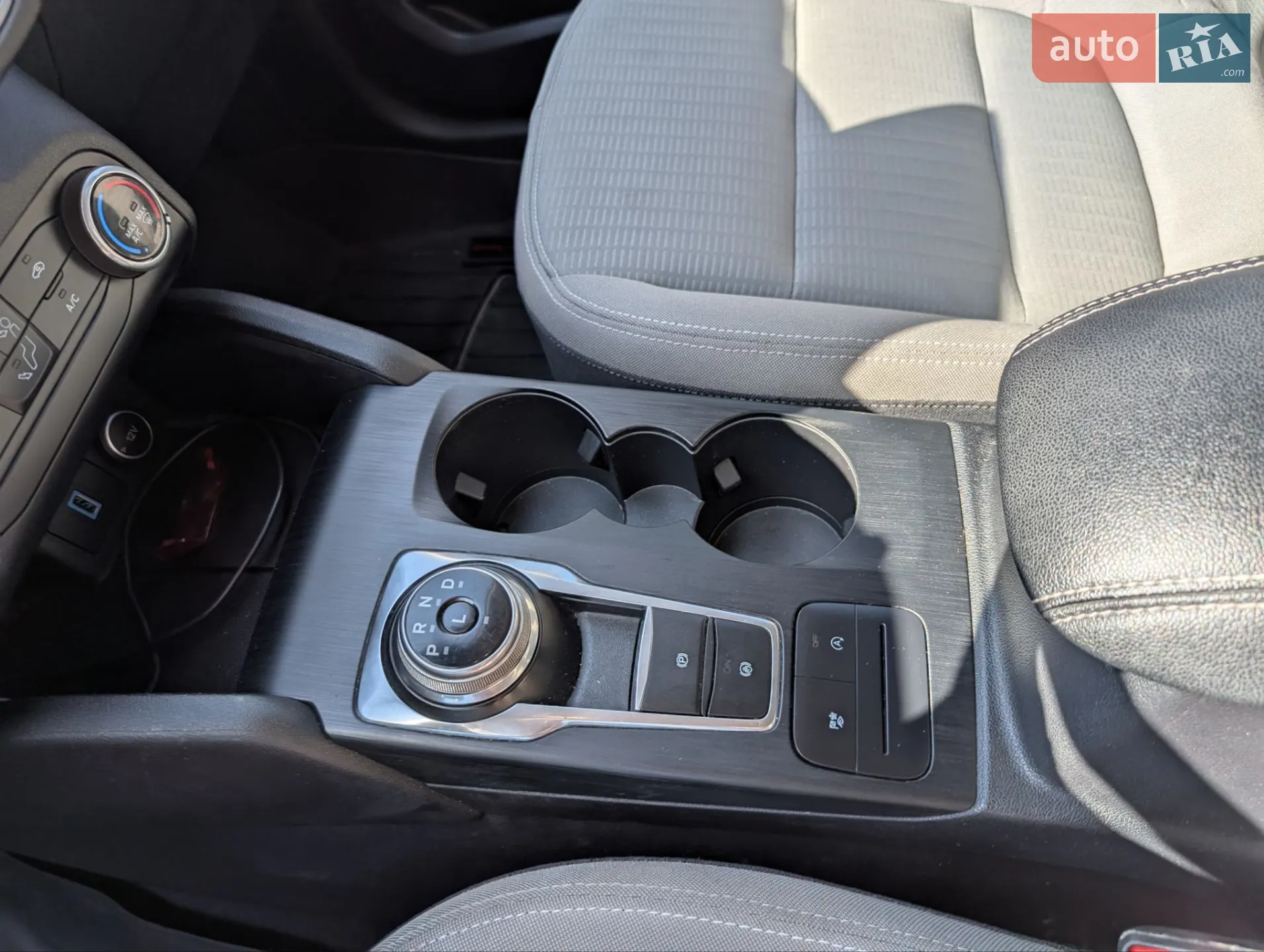 2020 Ford Escape - мініатюра 13