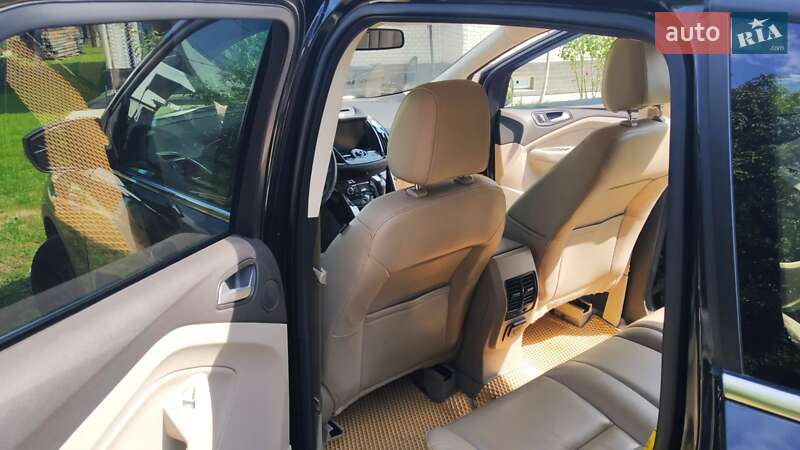 Внедорожник / Кроссовер Ford Escape 2015 в Косове фото 11 Внедорожник / Кроссовер Ford Escape 2015 в Косове