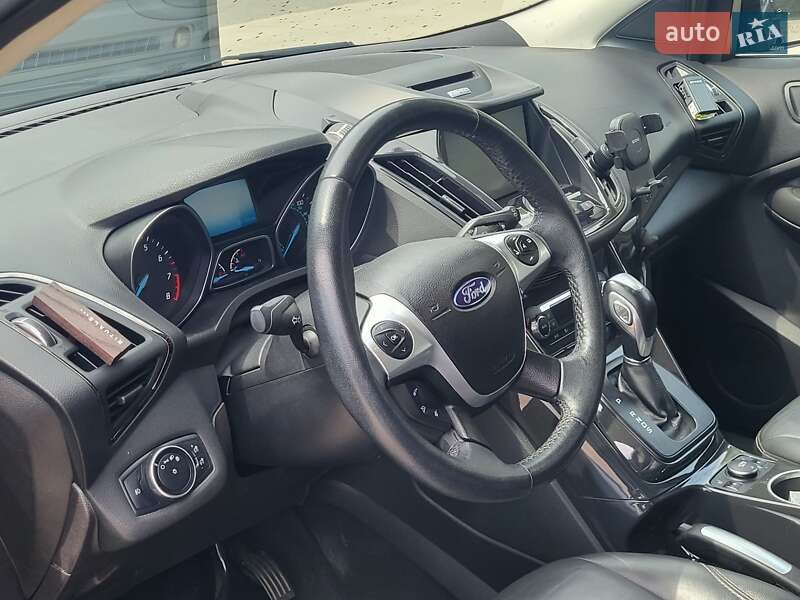 Внедорожник / Кроссовер Ford Escape 2015 в Пятихатках фото 4 Внедорожник / Кроссовер Ford Escape 2015 в Пятихатках
