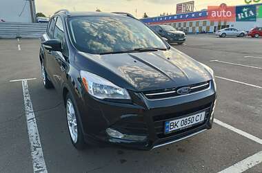 Внедорожник / Кроссовер Ford Escape 2014 в 