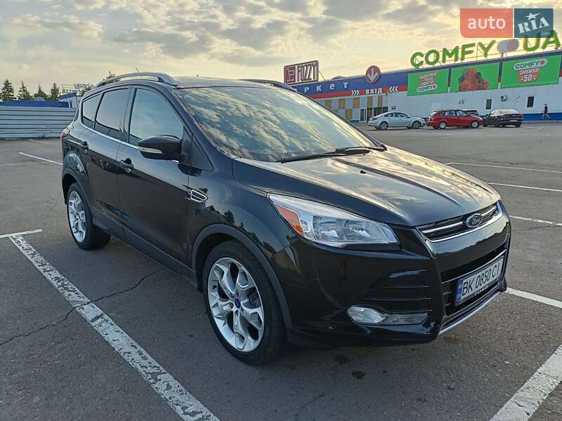 Внедорожник / Кроссовер Ford Escape 2014 в Ровно