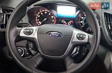 Внедорожник / Кроссовер Ford Escape 2013 в 
