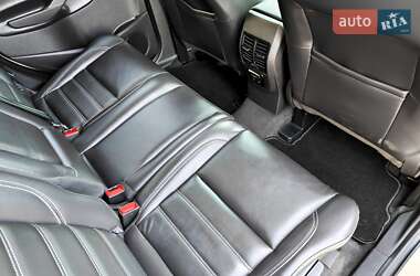 Позашляховик / Кросовер Ford Escape 2016 в 