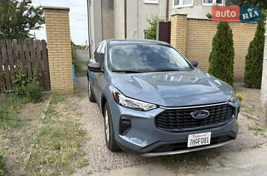 Внедорожник / Кроссовер Ford Escape 2023 в 