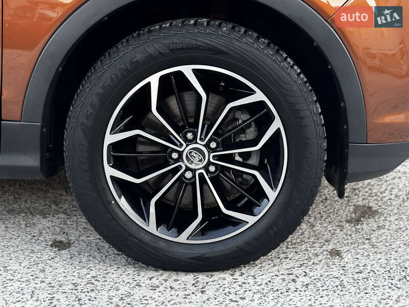 Внедорожник / Кроссовер Ford Escape 2017 в Житомире