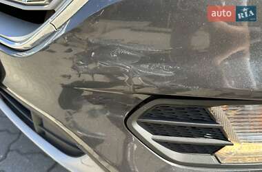 Внедорожник / Кроссовер Ford Escape 2018 в 