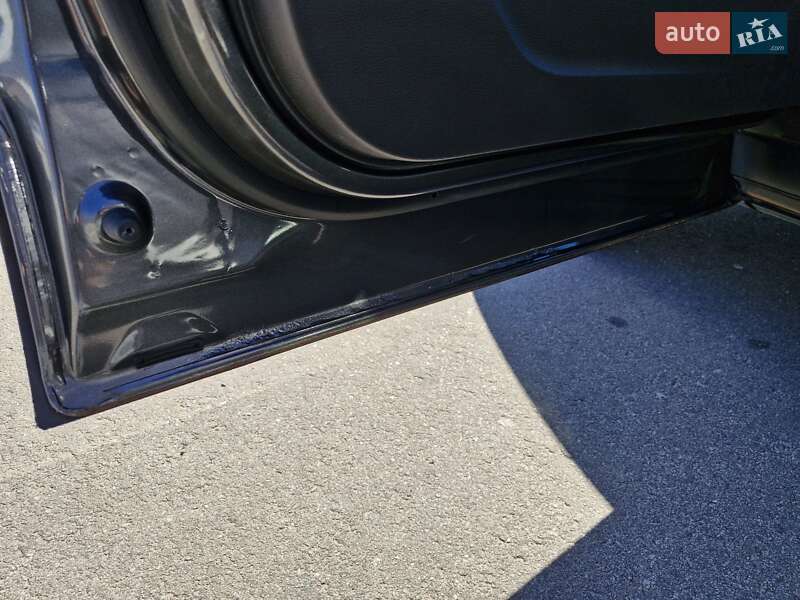 Внедорожник / Кроссовер Ford Escape 2015 в Киеве