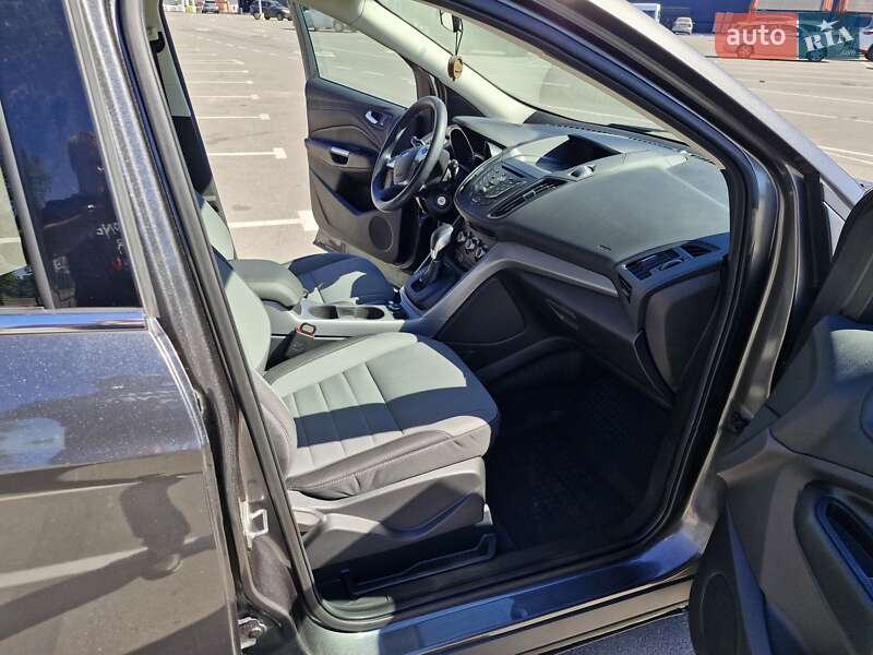 Внедорожник / Кроссовер Ford Escape 2015 в Киеве