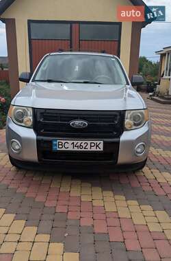 Внедорожник / Кроссовер Ford Escape 2010 в 