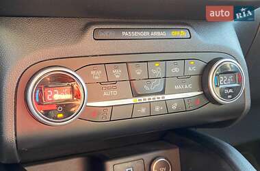 Внедорожник / Кроссовер Ford Escape 2019 в 
