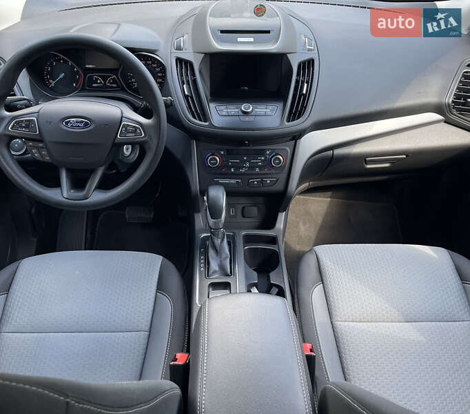 Внедорожник / Кроссовер Ford Escape 2017 в Тернополе