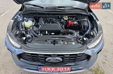 Внедорожник / Кроссовер Ford Escape 2024 в 