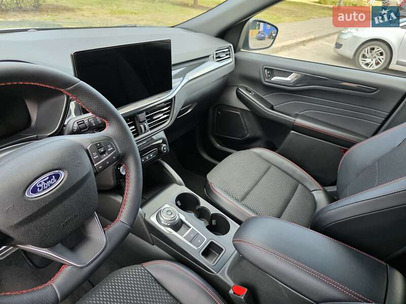 Внедорожник / Кроссовер Ford Escape 2024 в Кривом Роге