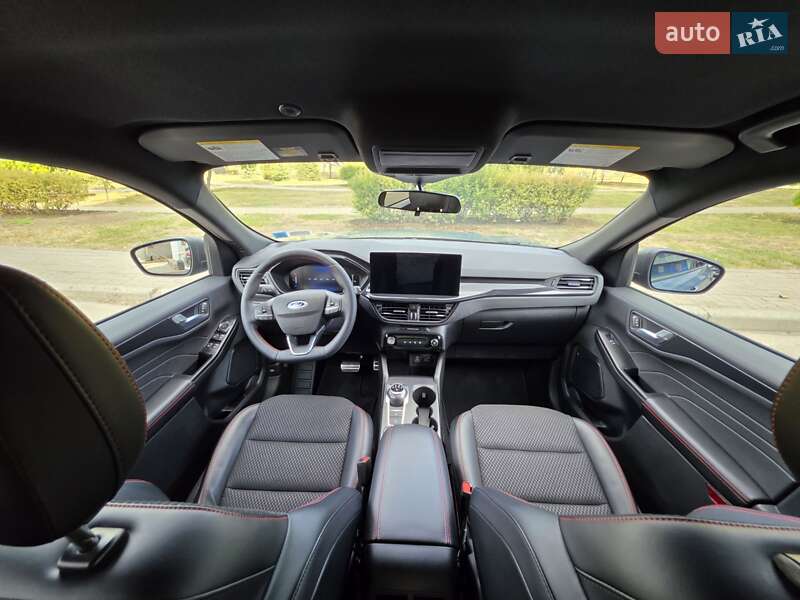 Внедорожник / Кроссовер Ford Escape 2024 в Кривом Роге