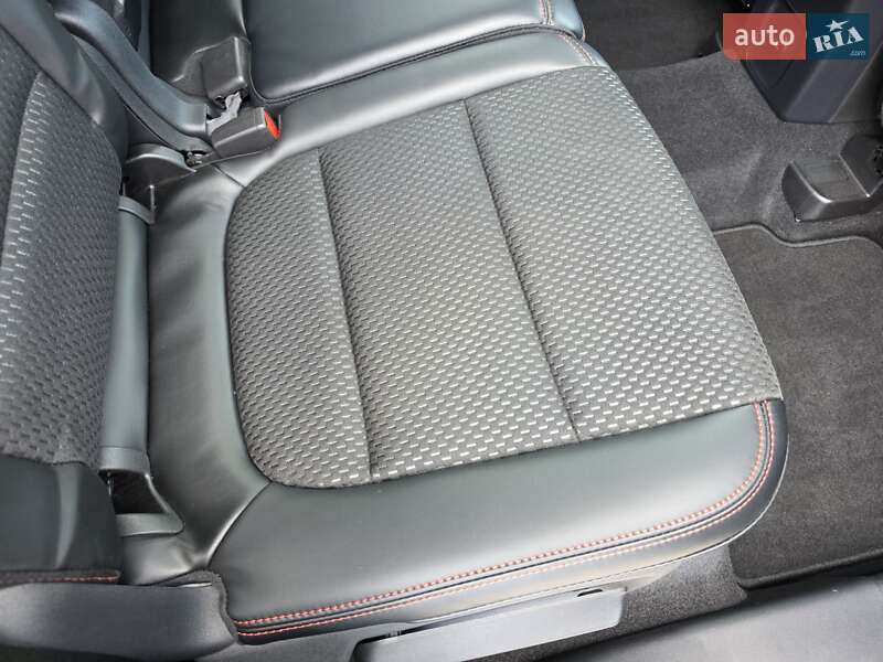 Внедорожник / Кроссовер Ford Escape 2024 в Кривом Роге