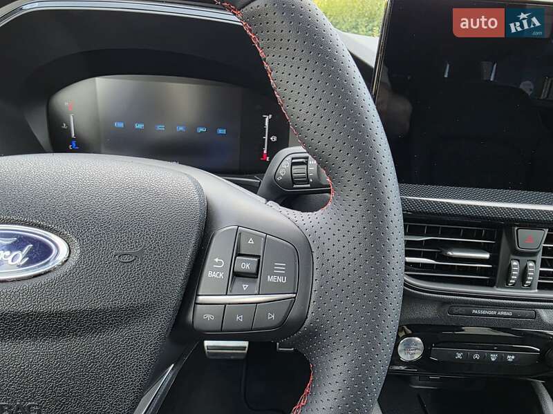 Внедорожник / Кроссовер Ford Escape 2024 в Кривом Роге