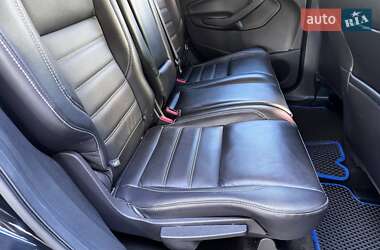 Внедорожник / Кроссовер Ford Escape 2018 в 