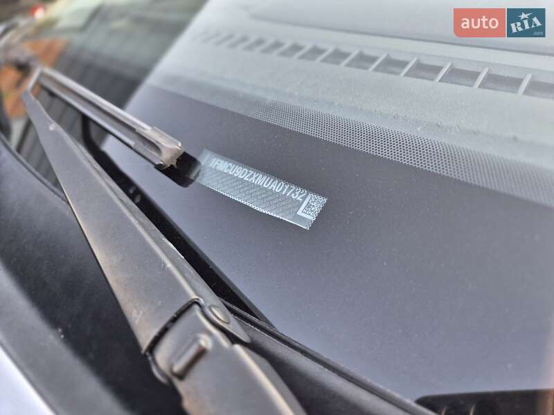 Позашляховик / Кросовер Ford Escape 2021 в Рівному