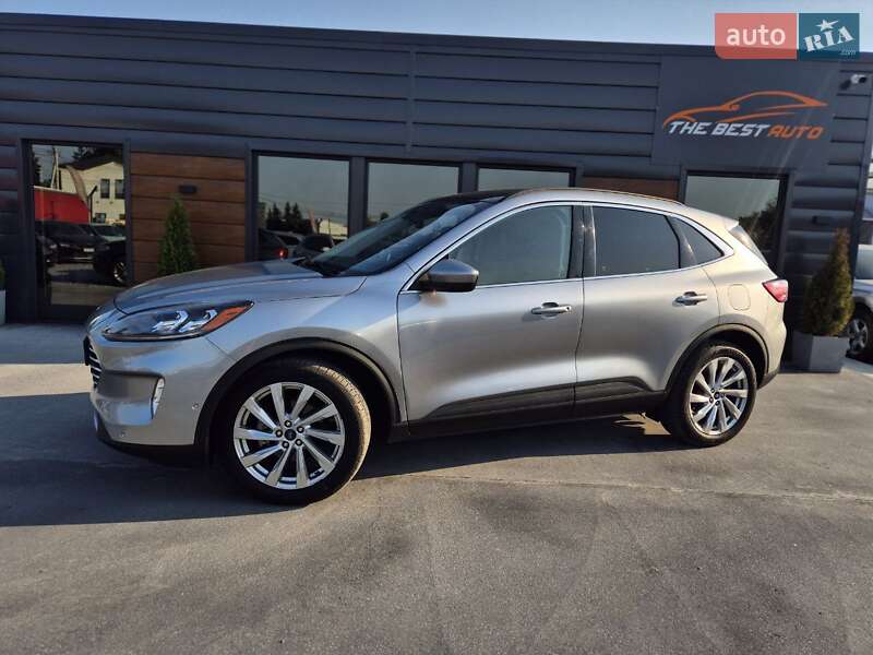 Позашляховик / Кросовер Ford Escape 2021 в Рівному