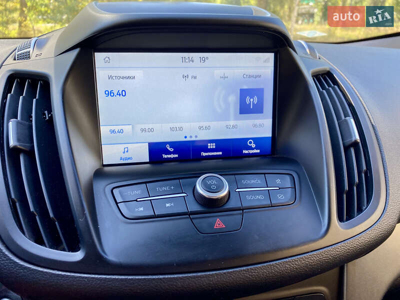 Внедорожник / Кроссовер Ford Escape 2018 в Вышгороде