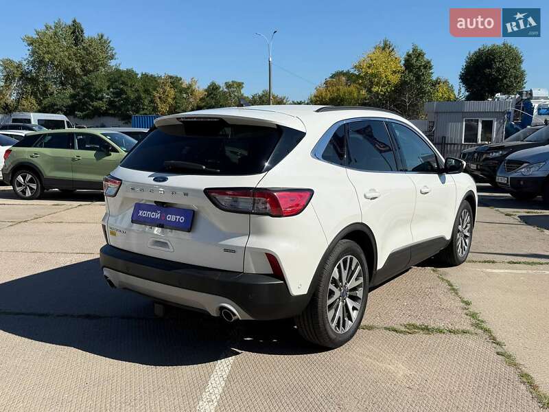 Внедорожник / Кроссовер Ford Escape 2020 в Киеве