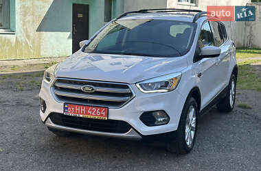 Позашляховик / Кросовер Ford Escape 2017 в Дубні