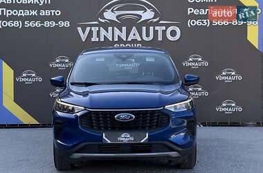 Внедорожник / Кроссовер Ford Escape 2023 в 