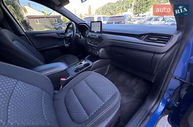 Внедорожник / Кроссовер Ford Escape 2023 в 