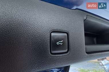 Внедорожник / Кроссовер Ford Escape 2023 в 