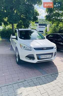 Позашляховик / Кросовер Ford Escape 2014 в Білгороді-Дністровському