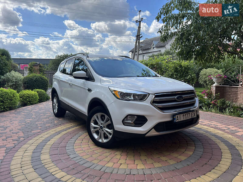 Позашляховик / Кросовер Ford Escape 2018 в Києві