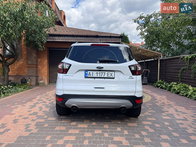 Позашляховик / Кросовер Ford Escape 2018 в Києві